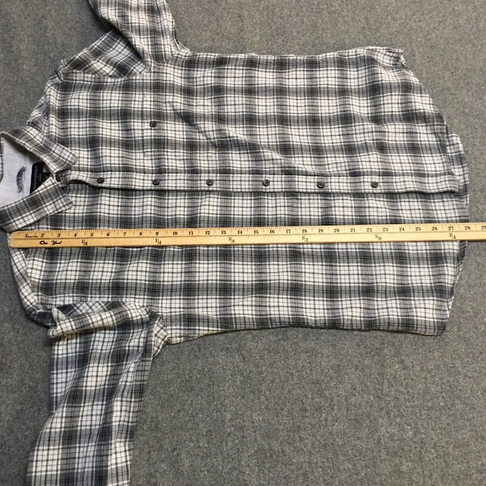 Banana Republic Button Down Shirt Mens Medium Gray Plaid Slim Fit Preppy Cozy